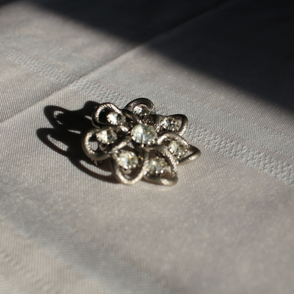 Pin Collection - Picture 4 of 8